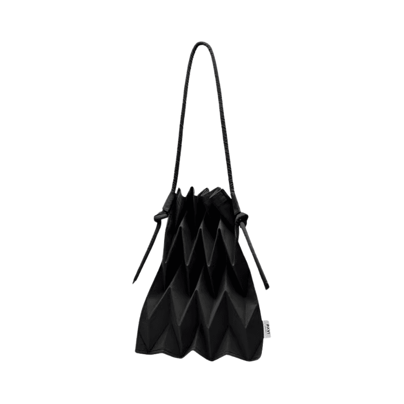 W-Knot Black alternate view